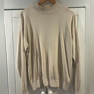Men’s Silk &Cotton blend short turtleneck in great condition.